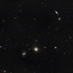 NGC 5850 und Begleiter