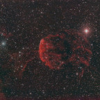 Quallennebel IC 443 mit 6" Newton bei f/3 und Canon 77da; 230x30sec mit IDAS V4-Nebelfilter; bortle 8 und dunstiger Himmel; vom 10.01.2024;