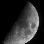 Mond, die letzten Reste zu einem Mondmosaik verarbeitet