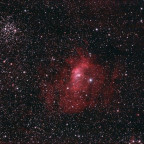 NGC 7635 mit M52: l-enhance Filter mit stärkeren Sternen, die jetzt die Nebelflächen beherrschen; 8" f/4 Newton, Canon 600da; 16x8 min; 28.07.2022