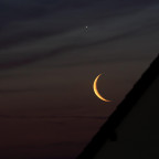 Mond und Venus am frühen Morgen