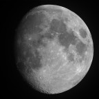 Mond 21.03.2024 - 8" Newton - EOS 700D - Stack