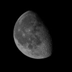 Mond (abnehmend, 72%) am 14.12.2022 mit der Vaonis Stellina